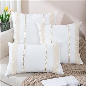 ALMOHADON TRENZAS Y FLECOS 45x45CM CREMA